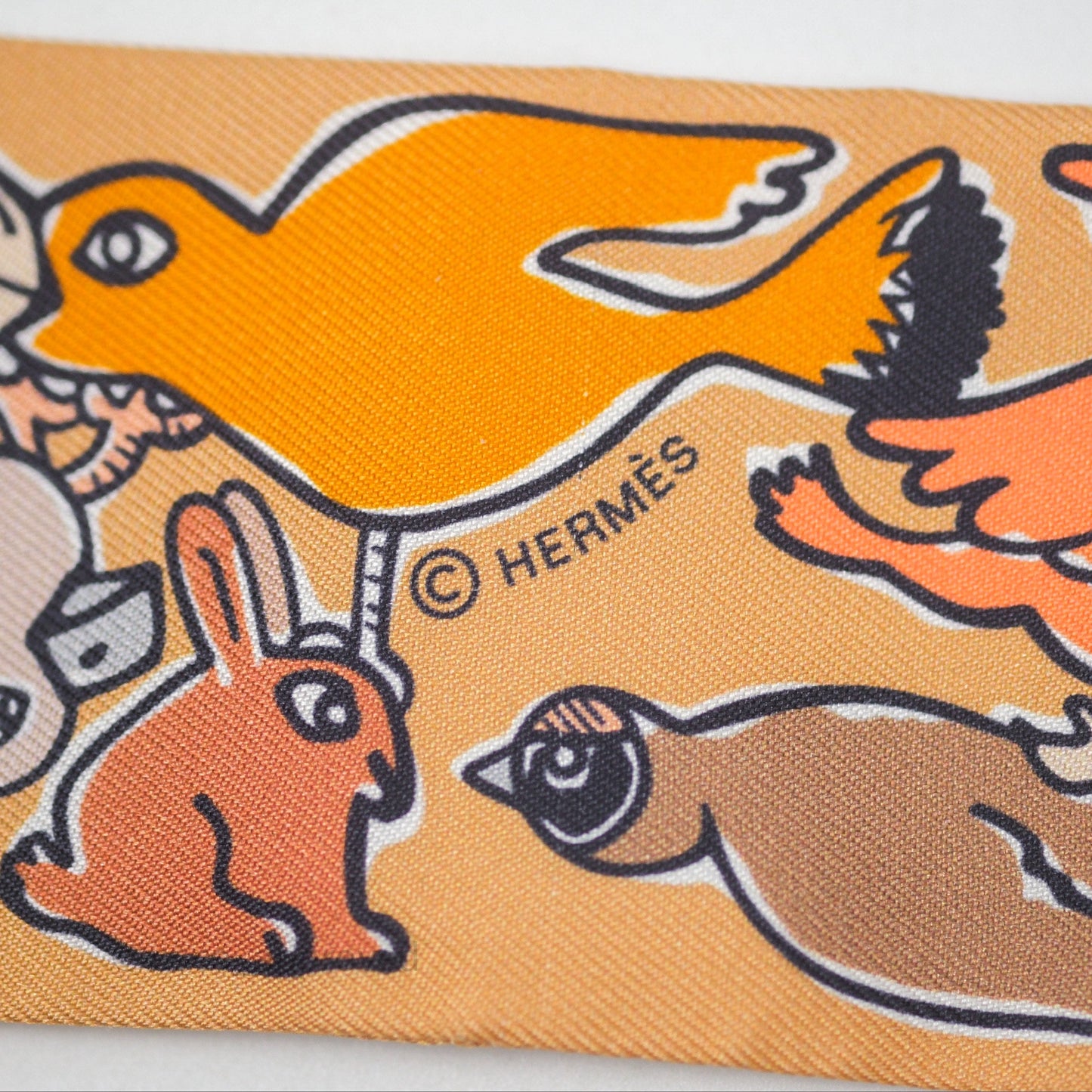 Hermès Mille et Un Lapins Silk Twilly