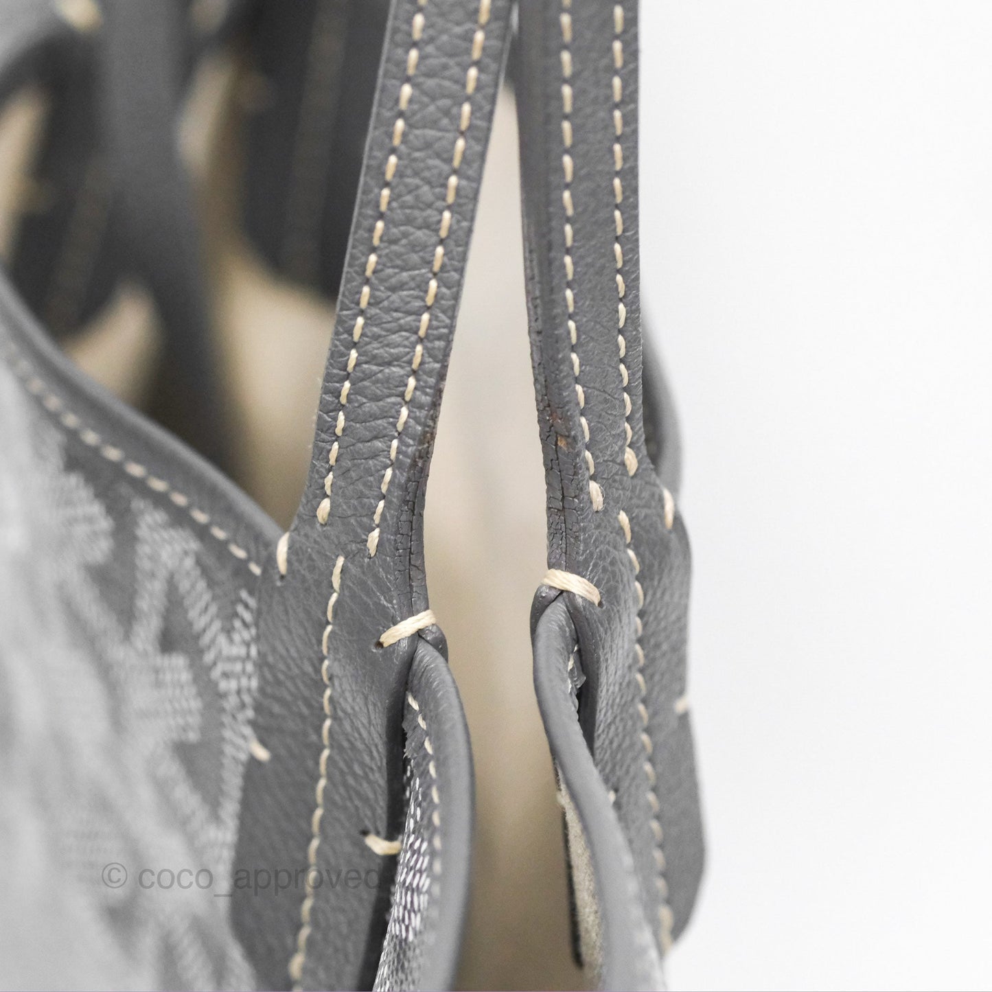Goyard St Louis Tote PM ⁣⁣⁣⁣⁣⁣⁣⁣⁣⁣⁣⁣⁣⁣⁣⁣⁣⁣⁣⁣Grey