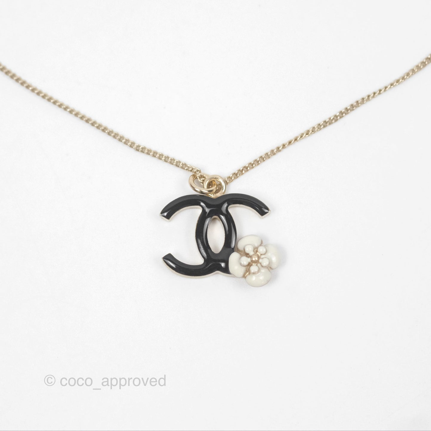 Chanel Black CC Necklace Gold Tone 9A