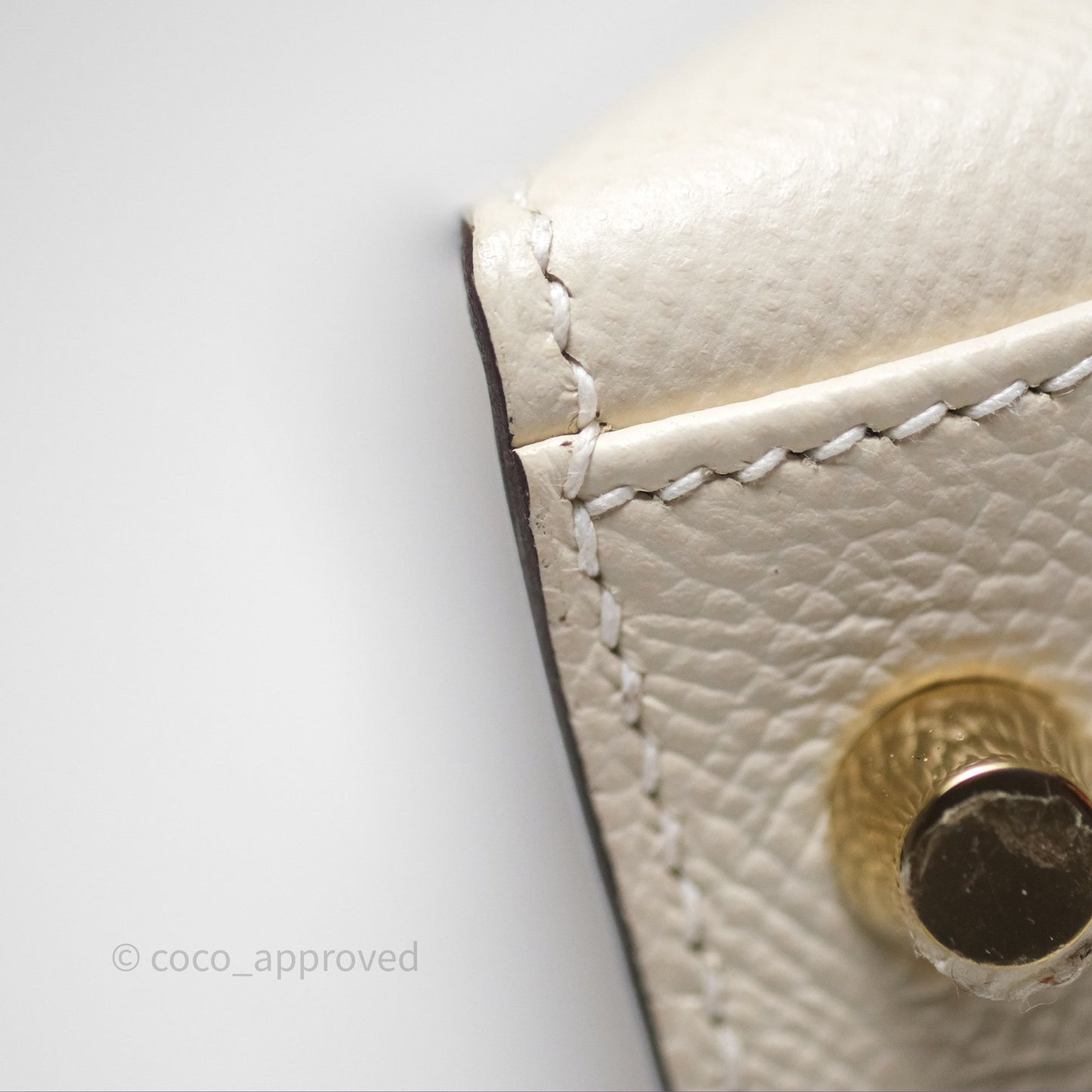 Hermès HSS Sellier Kelly 28 Craie 10 / Amber 9D Epsom Brushed Gold Hardware