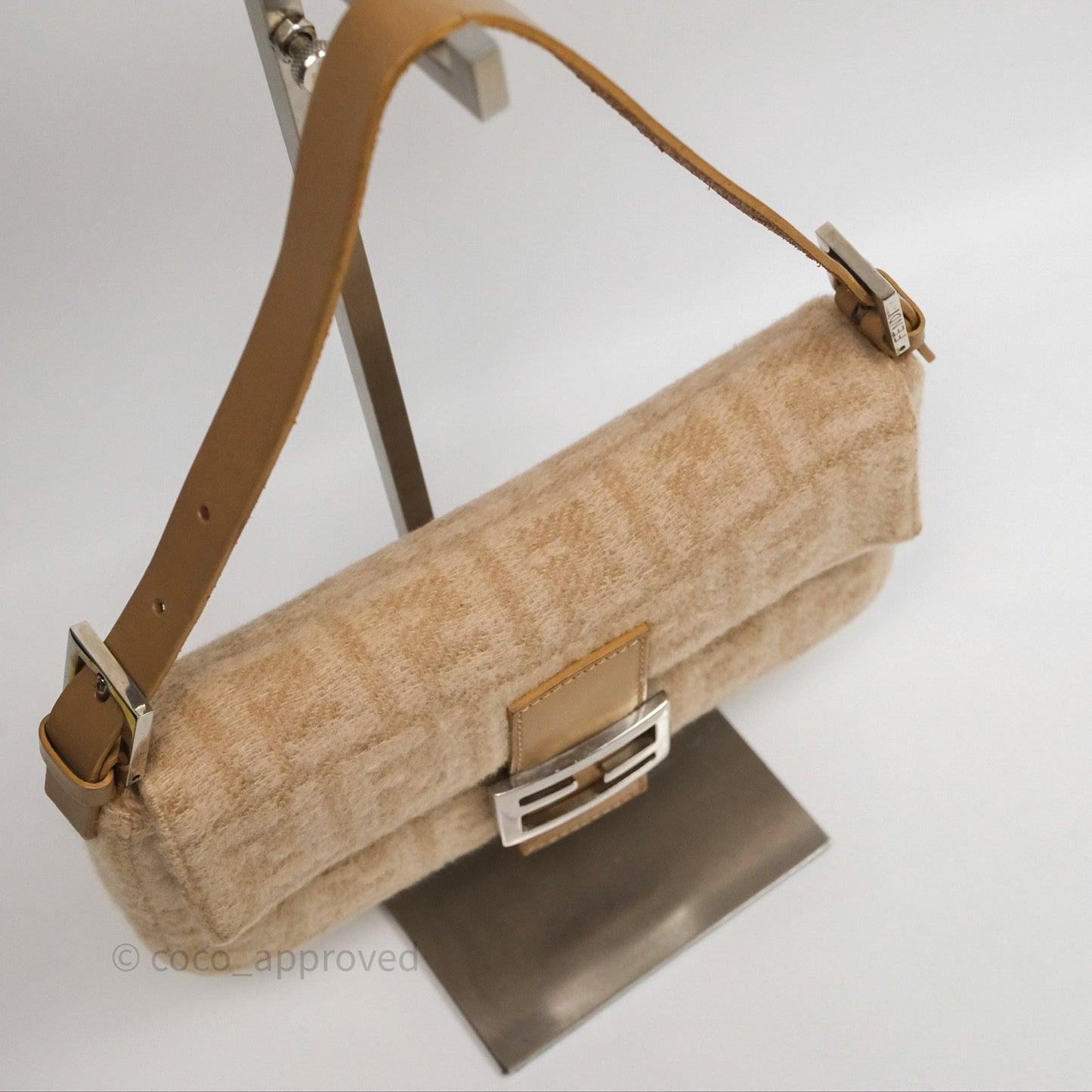Fendi Vintage Baguette Shoulder Bag Wool Beige