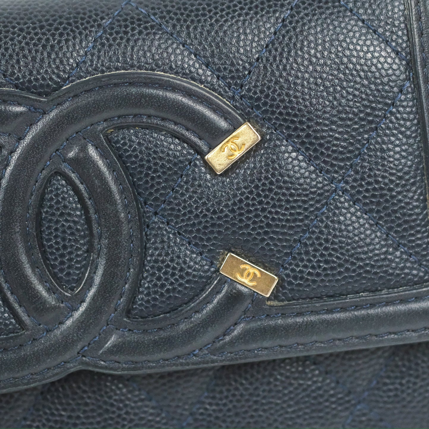 Chanel CC Filigree Small Flap Wallet Navy Caviar Gold Hardware