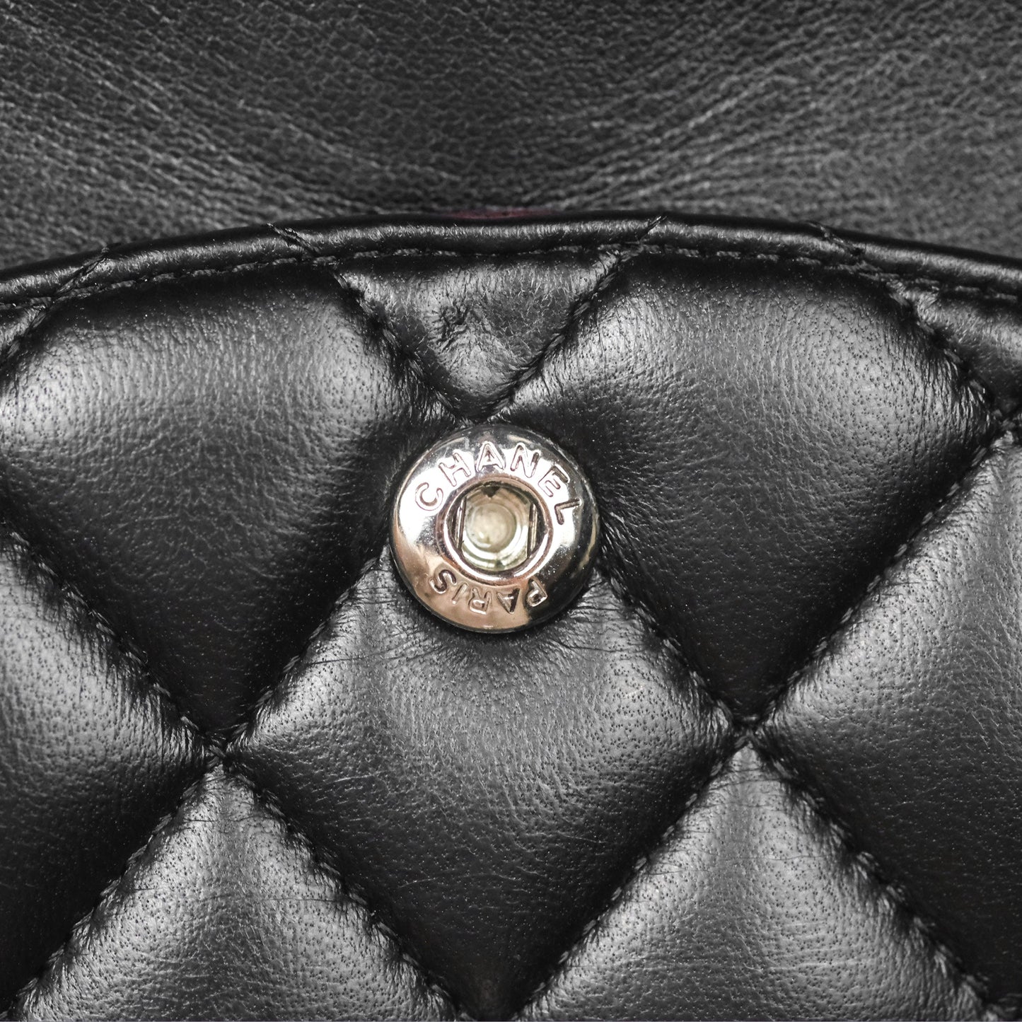 Chanel Classic M/L Medium Flap Quilted Black Lambskin Silver Hardware