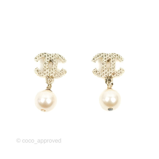 Chanel CC Pearl Drop Earrings Gold 13V