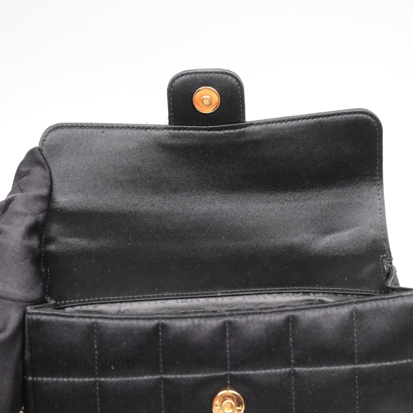 Chanel Vintage Mini Chocolate Bar Camellia Flap Black Velvet Gold Hardware