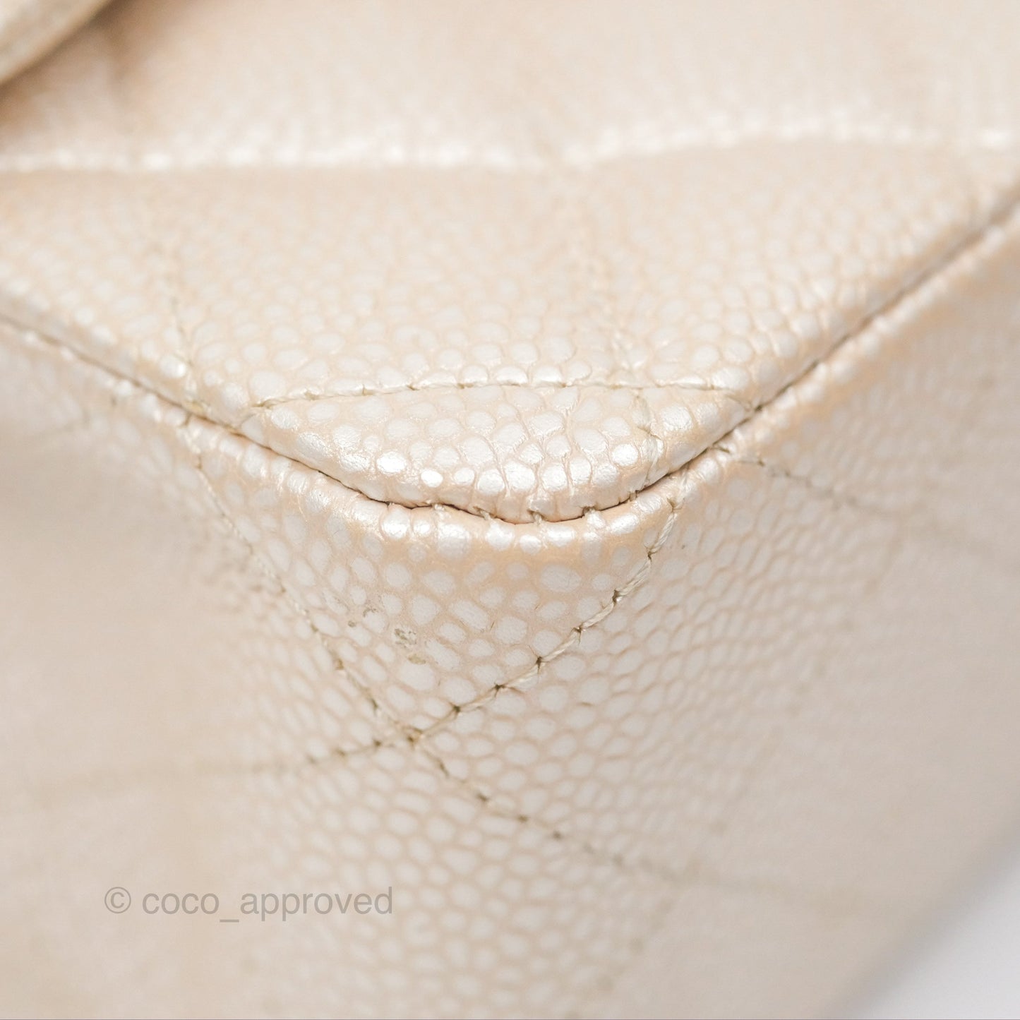 Chanel Classic M/L Medium Flap Quilted Pearly Ivory Beige Caviar Matte Gold Hardware 12P
