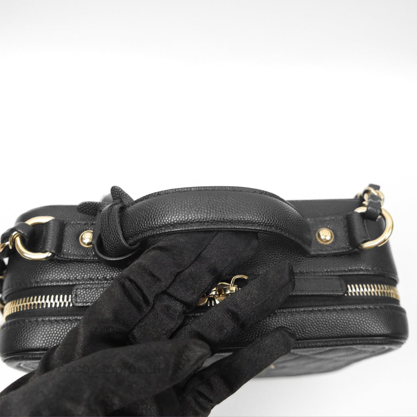 Chanel Quilted Medium CC Filigree Vanity Case Black Caviar Gold Hardware