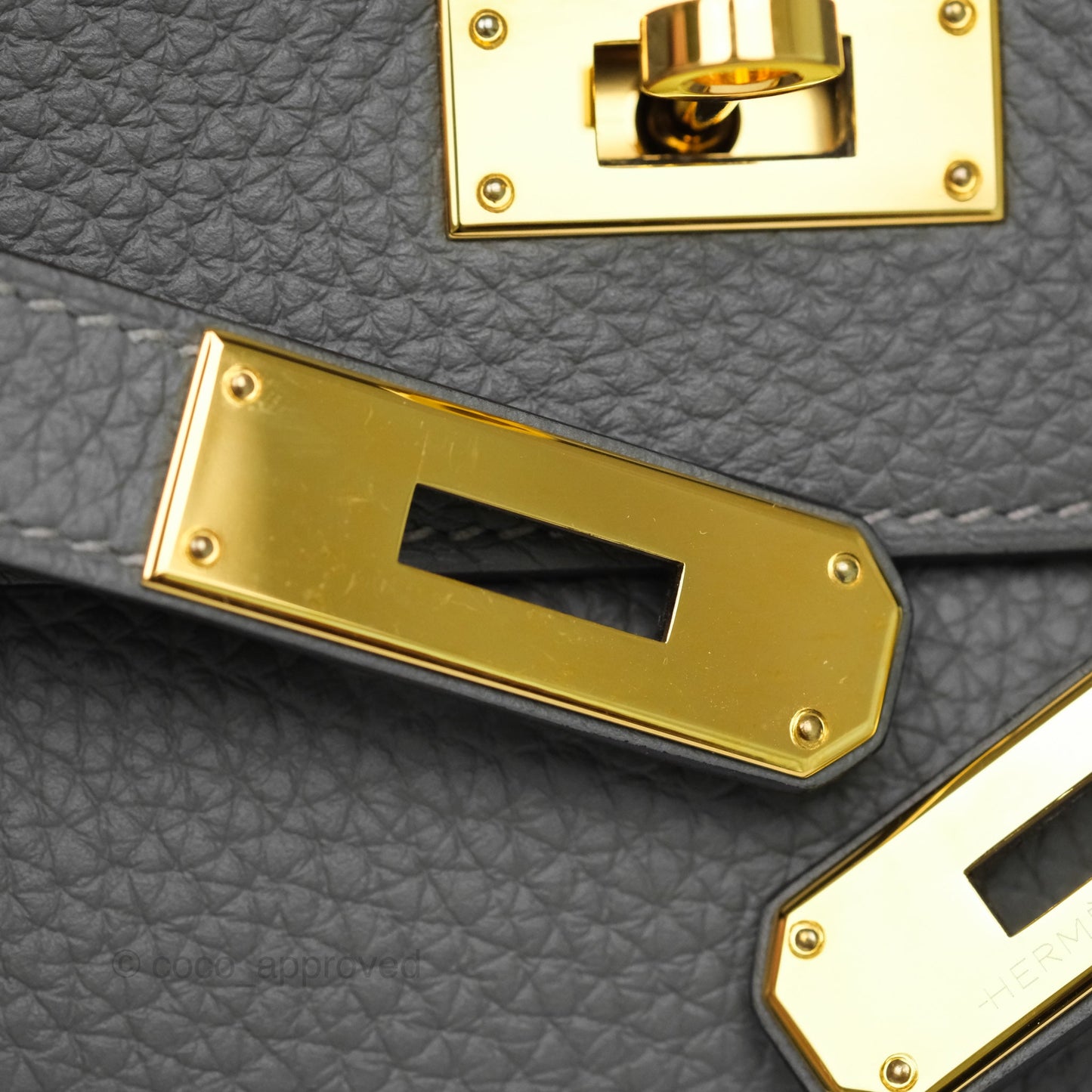 Hermès Kelly 28 Retourne Gris Meyer 0L Clemence Gold Hardware