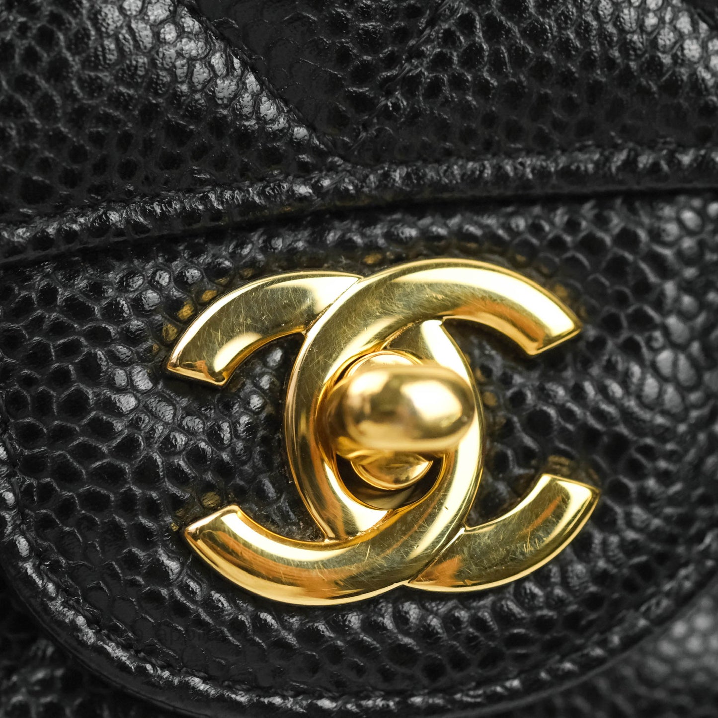 Chanel Quilted M/L Medium Double Flap Black Caviar Gold Hardware