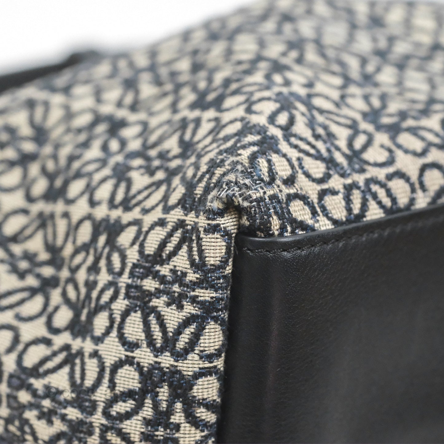 Loewe Small Cubi bag in Anagram Jacquard & Calfskin Navy/ Black