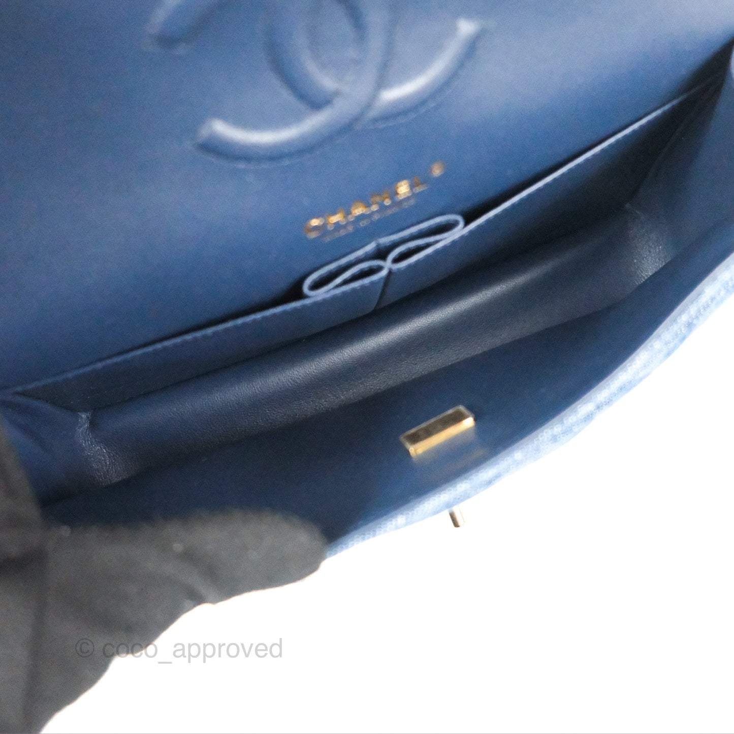 Chanel M/L Quilted Medium Double Flap Dark Blue Printed Denim 22B