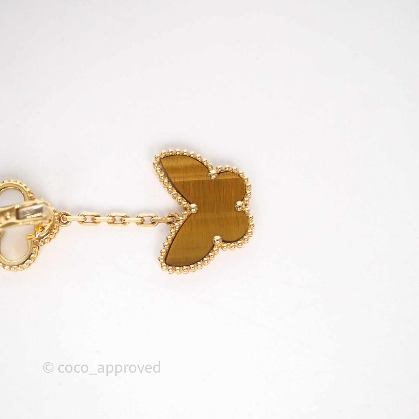Van Cleef & Arpels Lucky Alhambra 2-Motif Earrings White Mother-of-pearl Yellow Gold