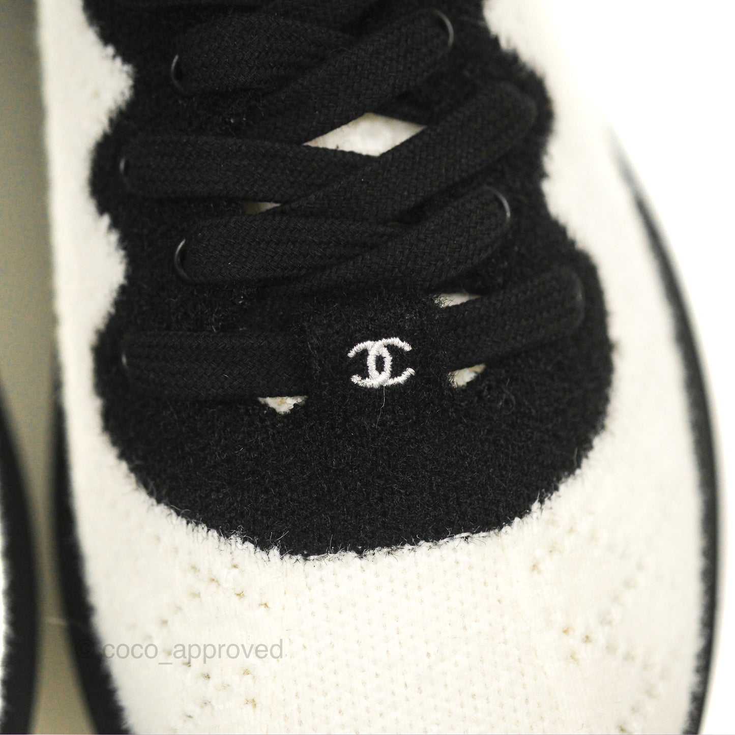 Chanel Sneakers Black/White Size 39