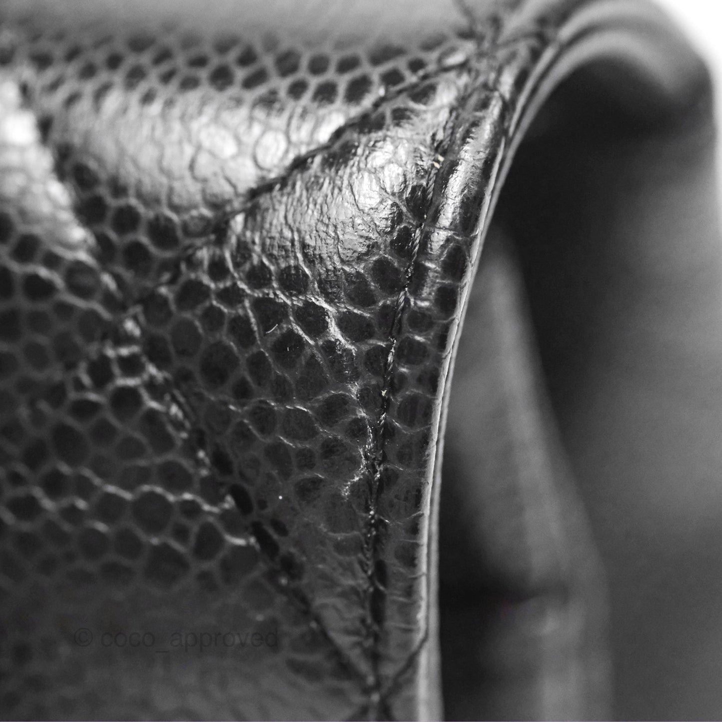 Chanel Classic M/L Medium Flap Quilted Black Caviar Silver Hardware