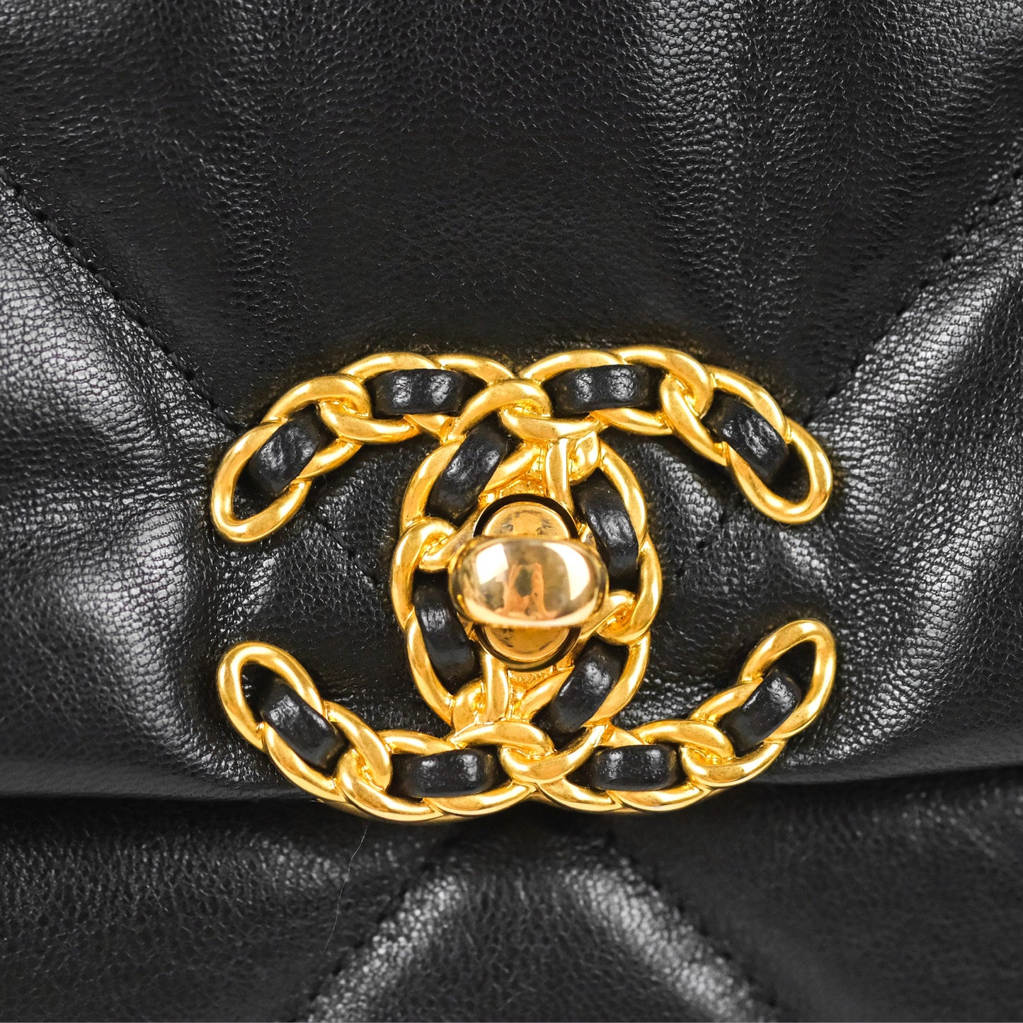Chanel 19 Medium Black Goatskin Mixed Hardware