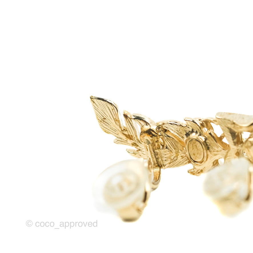 Chanel Resin Crystal Pearl Feather Star CC Clip On Earrings Gold 19K
