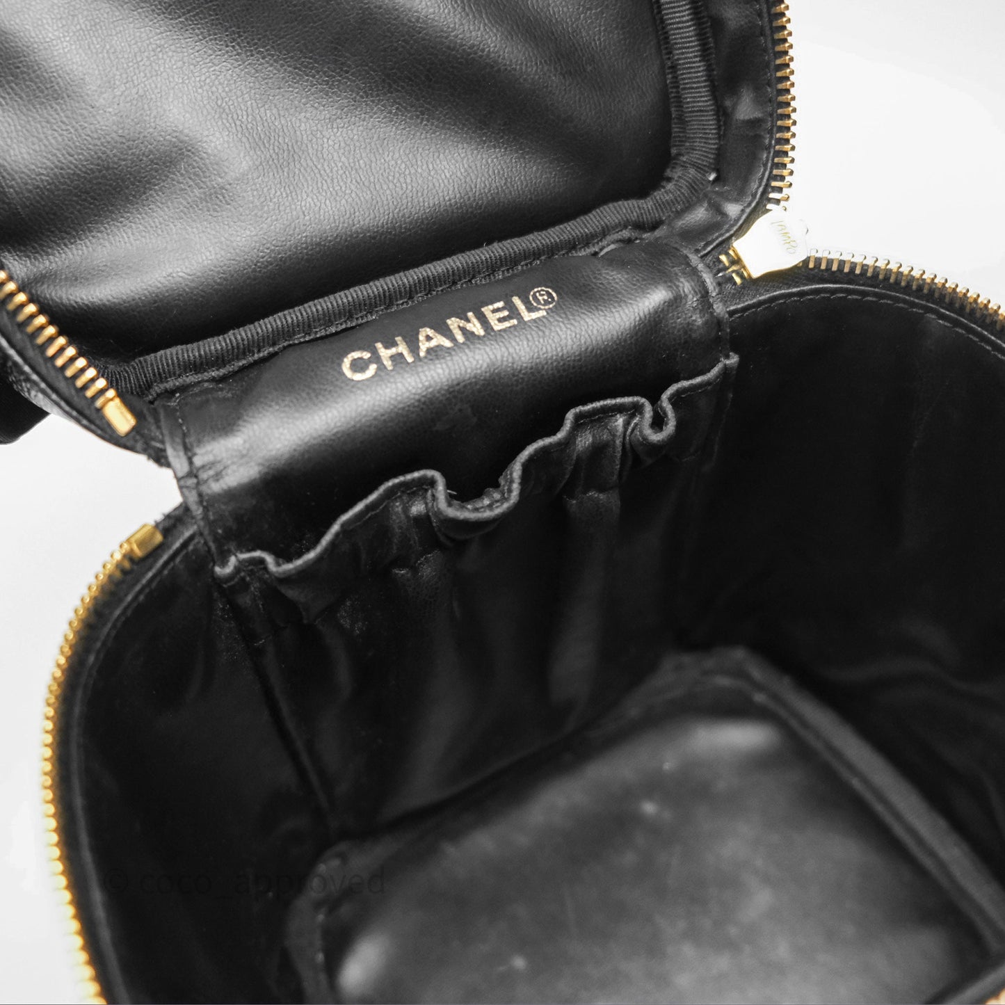 Chanel Vintage Vanity Case Black Caviar Gold Hardware