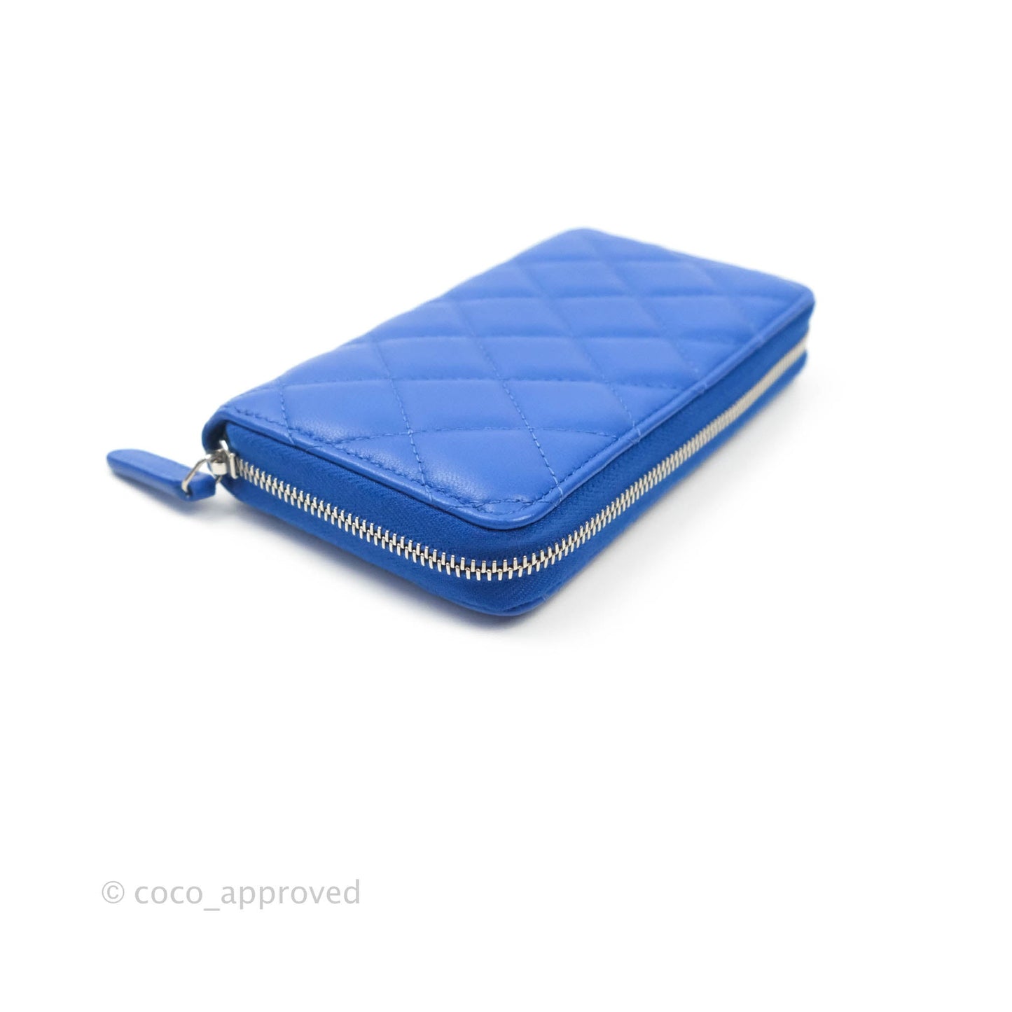 Chanel Classic Quilted Medium Zip Wallet Blue Lambskin Silver Hardware