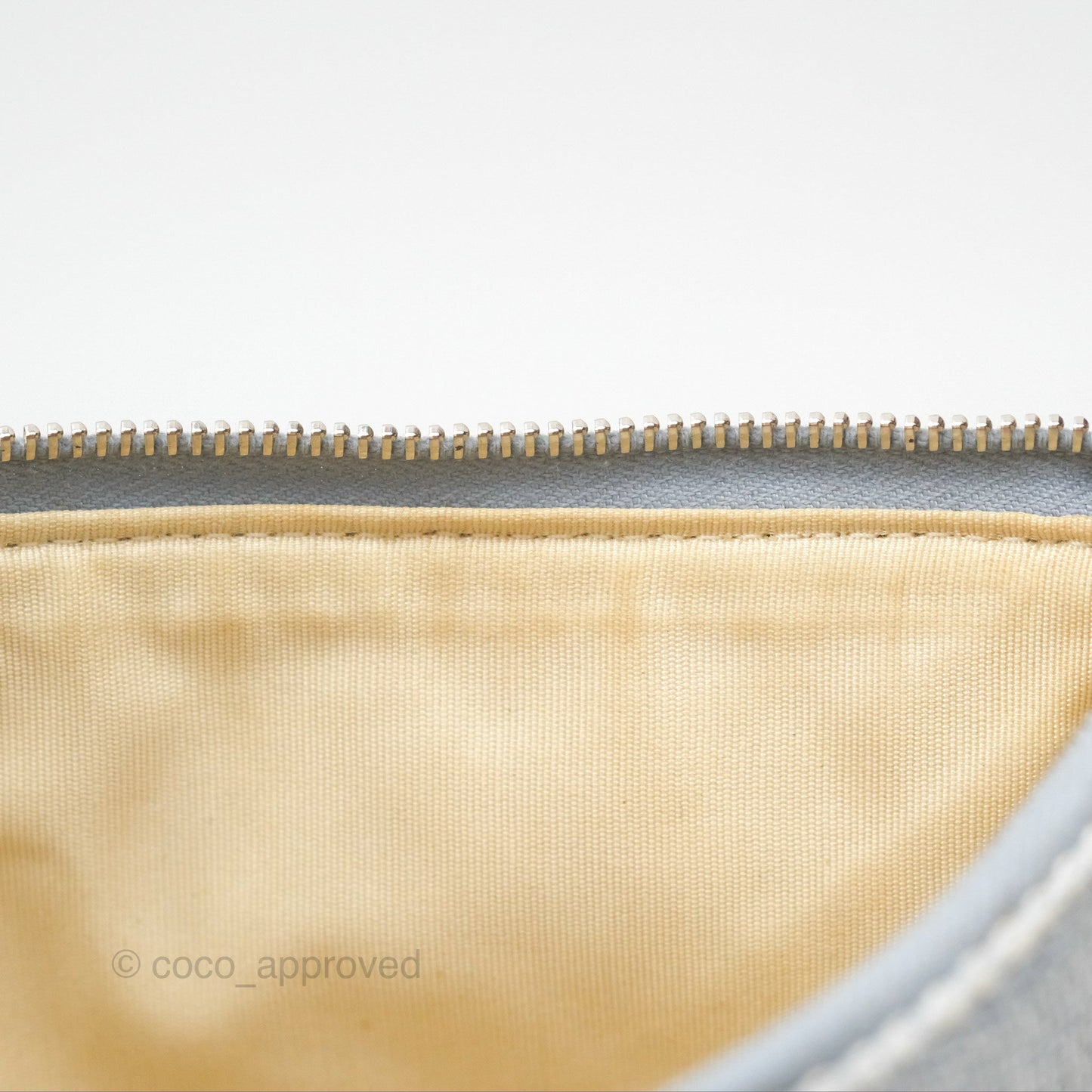 Chanel Deauville Clutch Light Blue Raffia