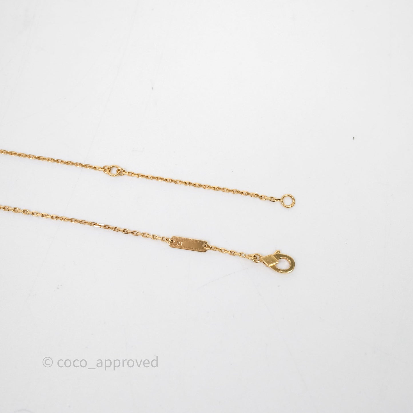 Van Cleef & Arpels Vintage Alhambra Pendant White Mother-of-pearl Necklace Yellow Gold