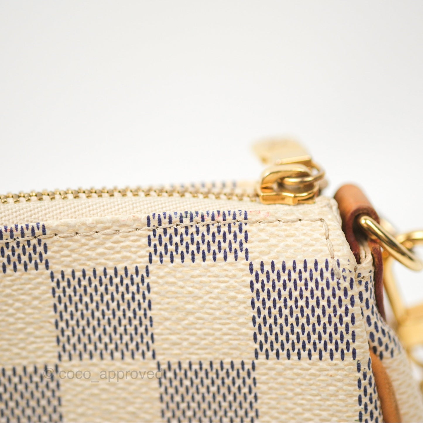 Louis Vuitton Eva Clutch With Strap Damier Azur