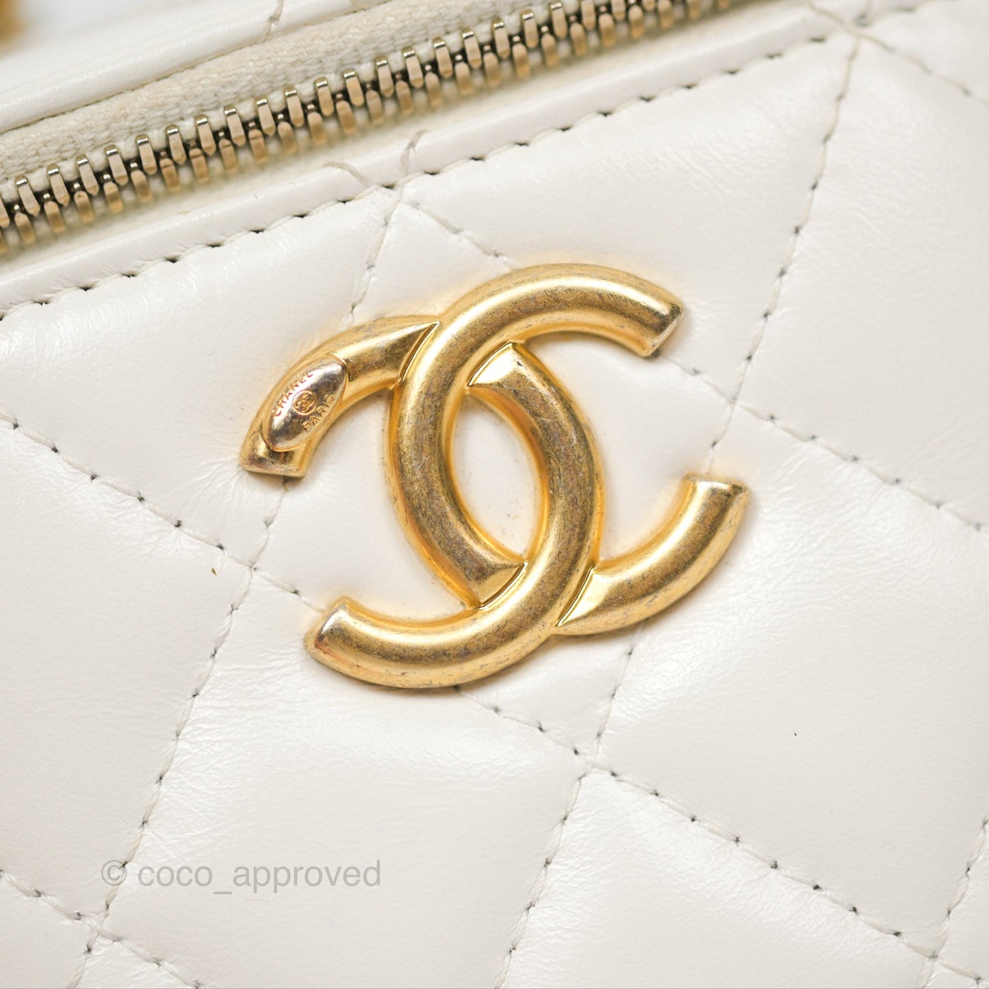 Chanel Quilted Mini Perfect Fit Vanity With Chain White Calfskin Aged Gold Hardware