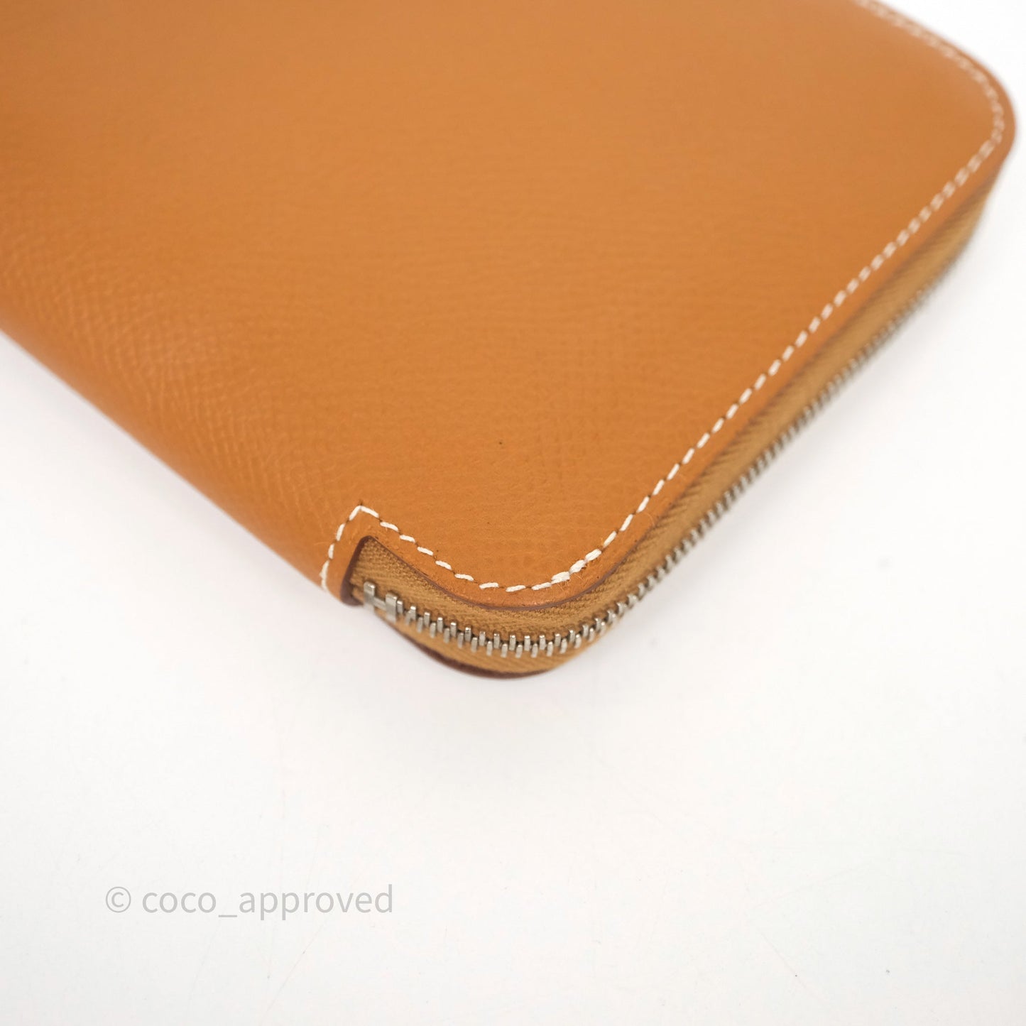 Hermès Silk In Classique Long Wallet Gold Epsom