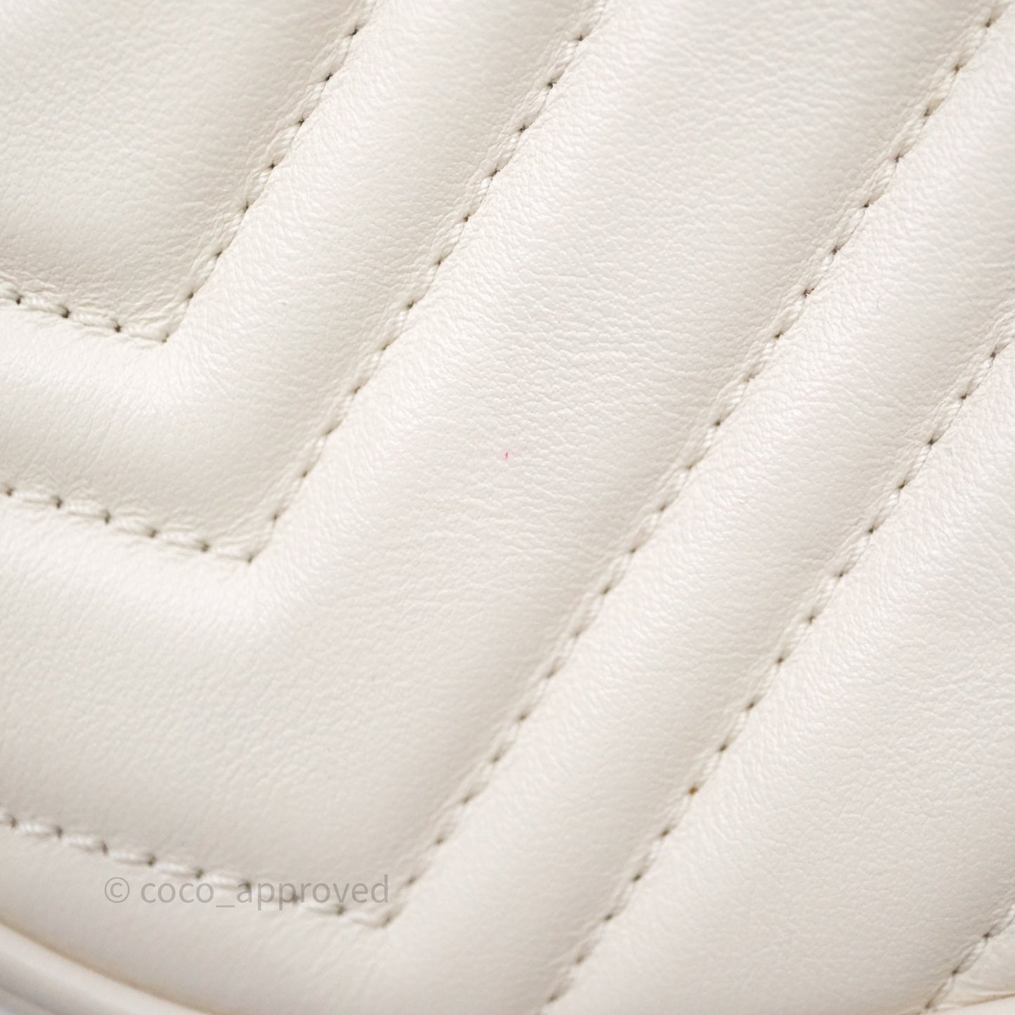 Gucci GG Marmont Half Moon-shaped Hobo Bag White