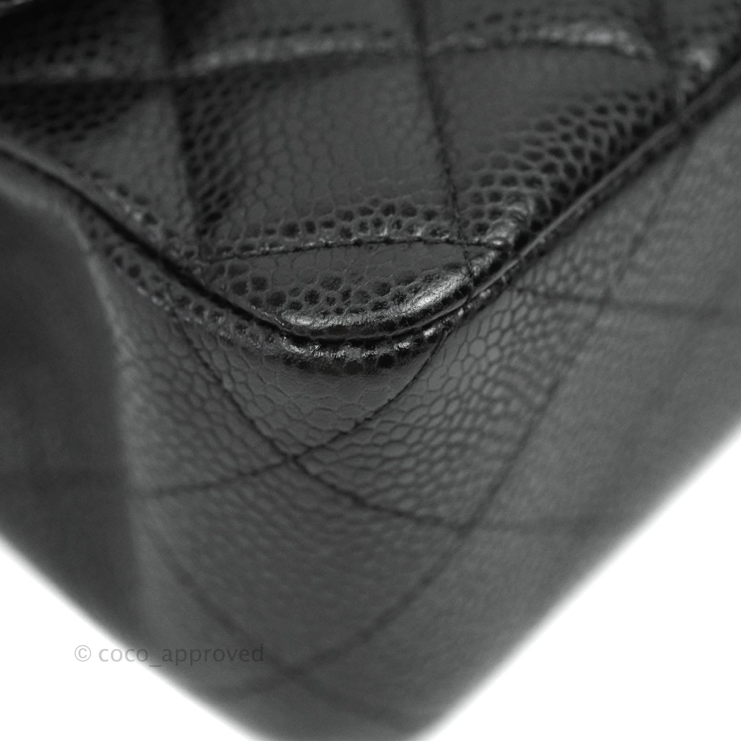 Chanel Quilted M/L Medium Double Flap Black Caviar Gold Hardware