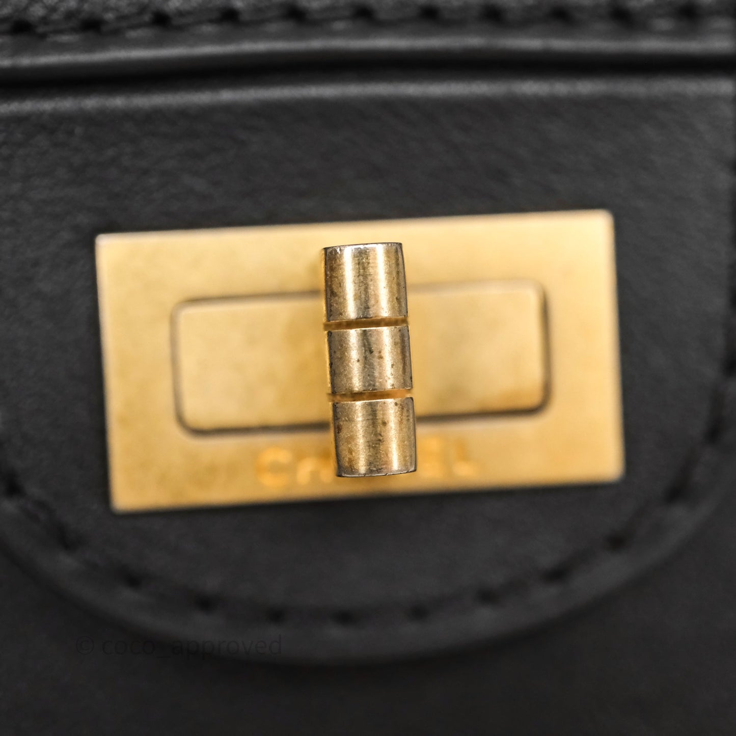 Chanel Paris-Hamburg Charm Nude Reissue 2.55 Medallion Flap 226 Black Calfskin