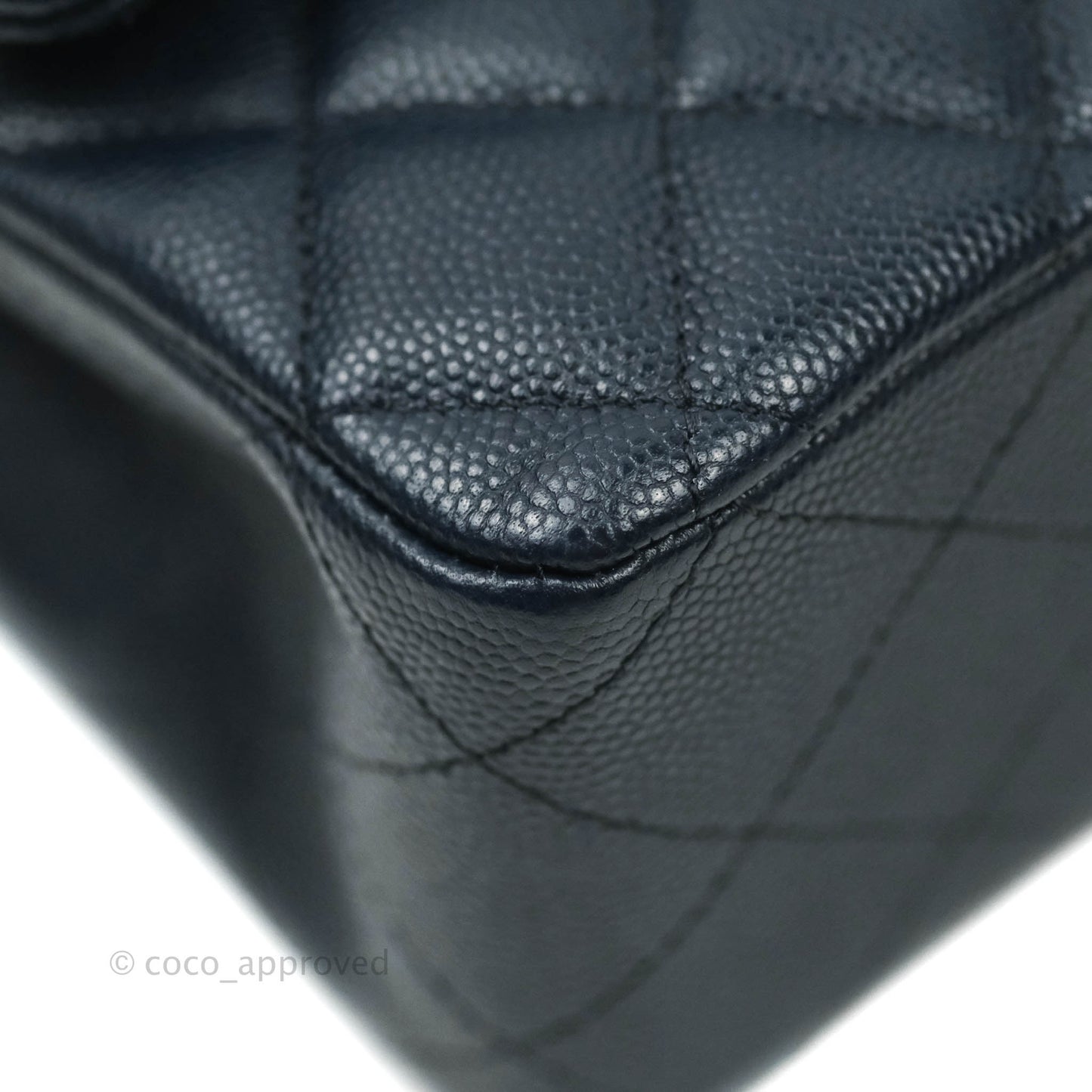 Chanel Quilted M/L Medium Double Flap Navy Caviar Gold Hardware