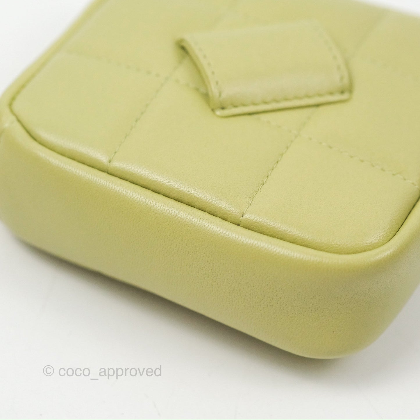 Chanel Diamond Belt Coin Purse Avocado Green Lambskin Aged Gold Hardware