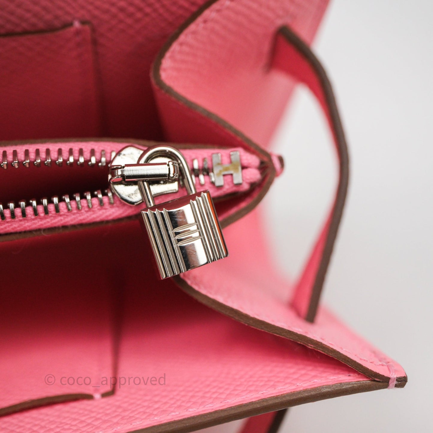 Hermès Kelly To Go Wallet Rose Confetti Epsom Palladium Hardware