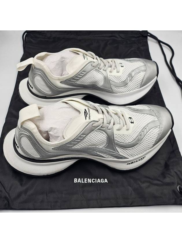 Luxury Balenciaga Circuit Low Top Sneakers Black