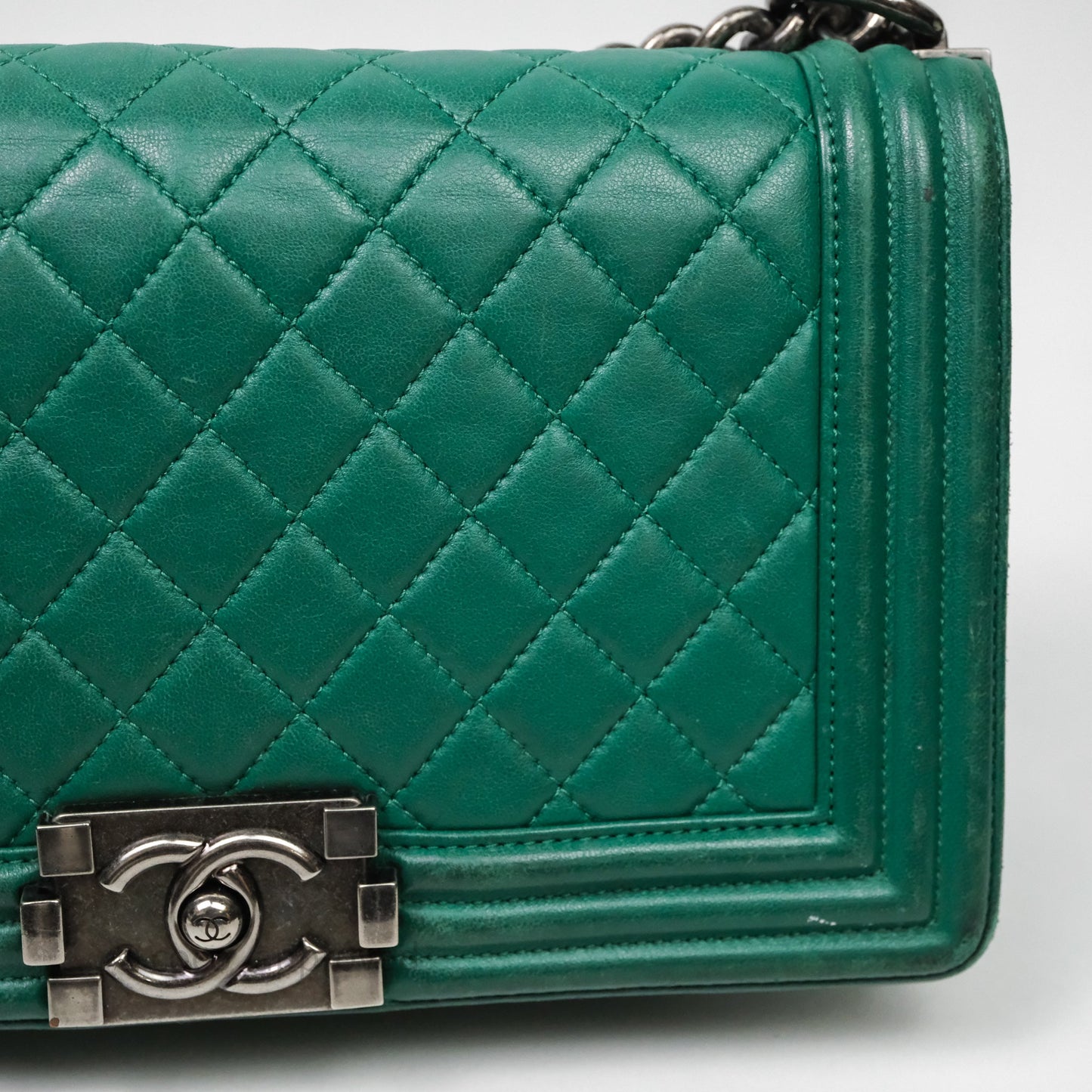 Chanel Medium Boy Quilted Green Lambskin Ruthenium Hardware