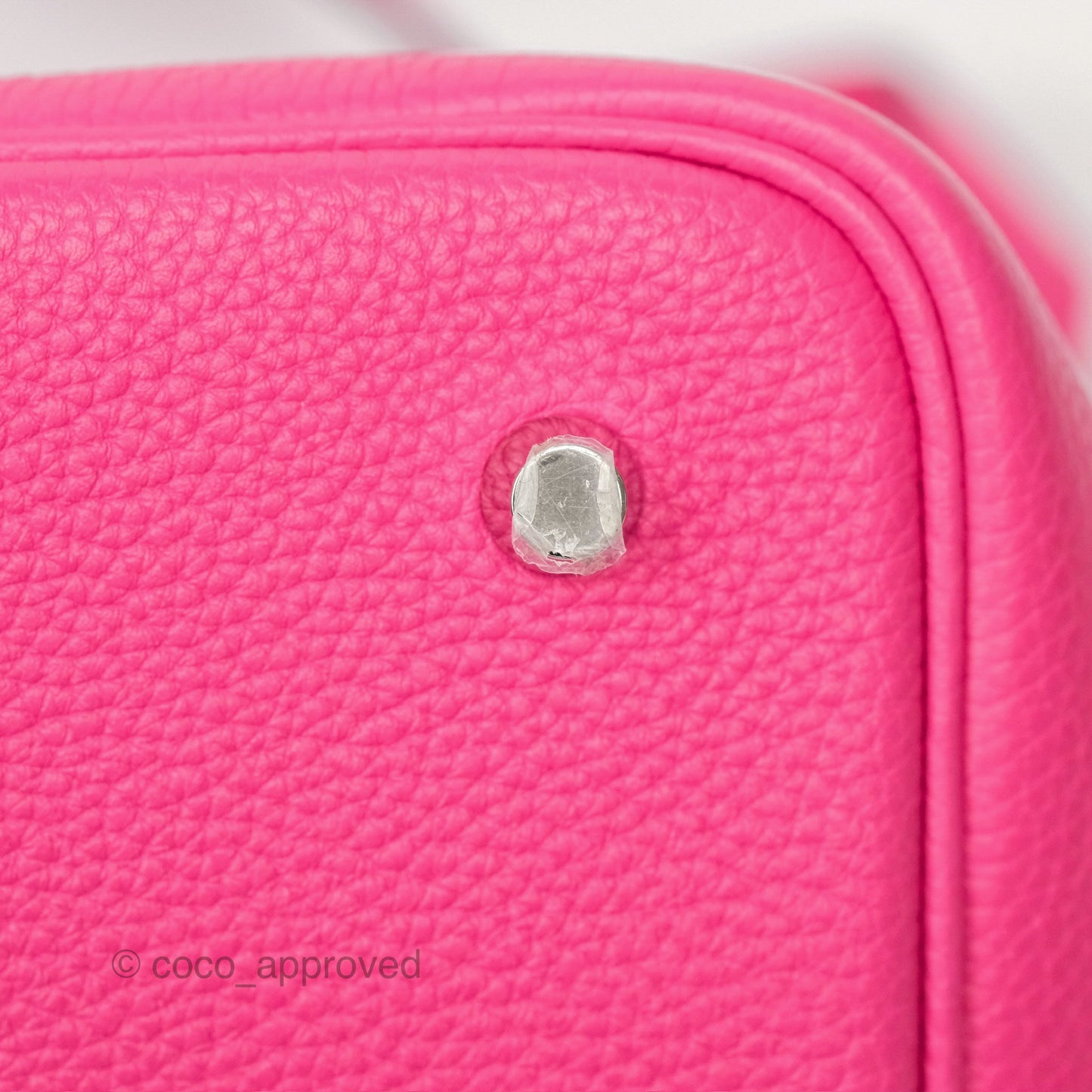 Hermès Picotin Lock 22 Rose Shocking 5R Taurillon Maurice Palladium Hardware