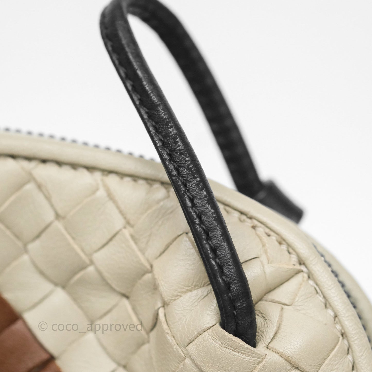 Bottega Veneta Nodini Crossbody Bag Cement Abstract Nappa Intrecciato