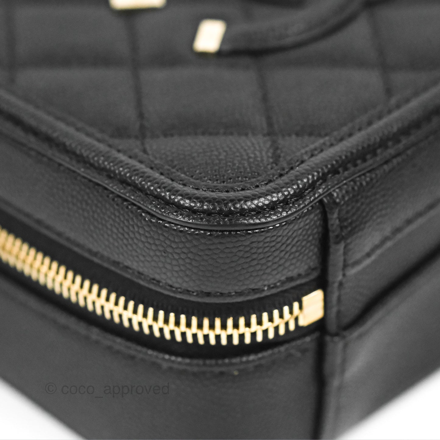 Chanel Quilted Small CC Filigree Vanity Case Black Caviar Gold Hardware