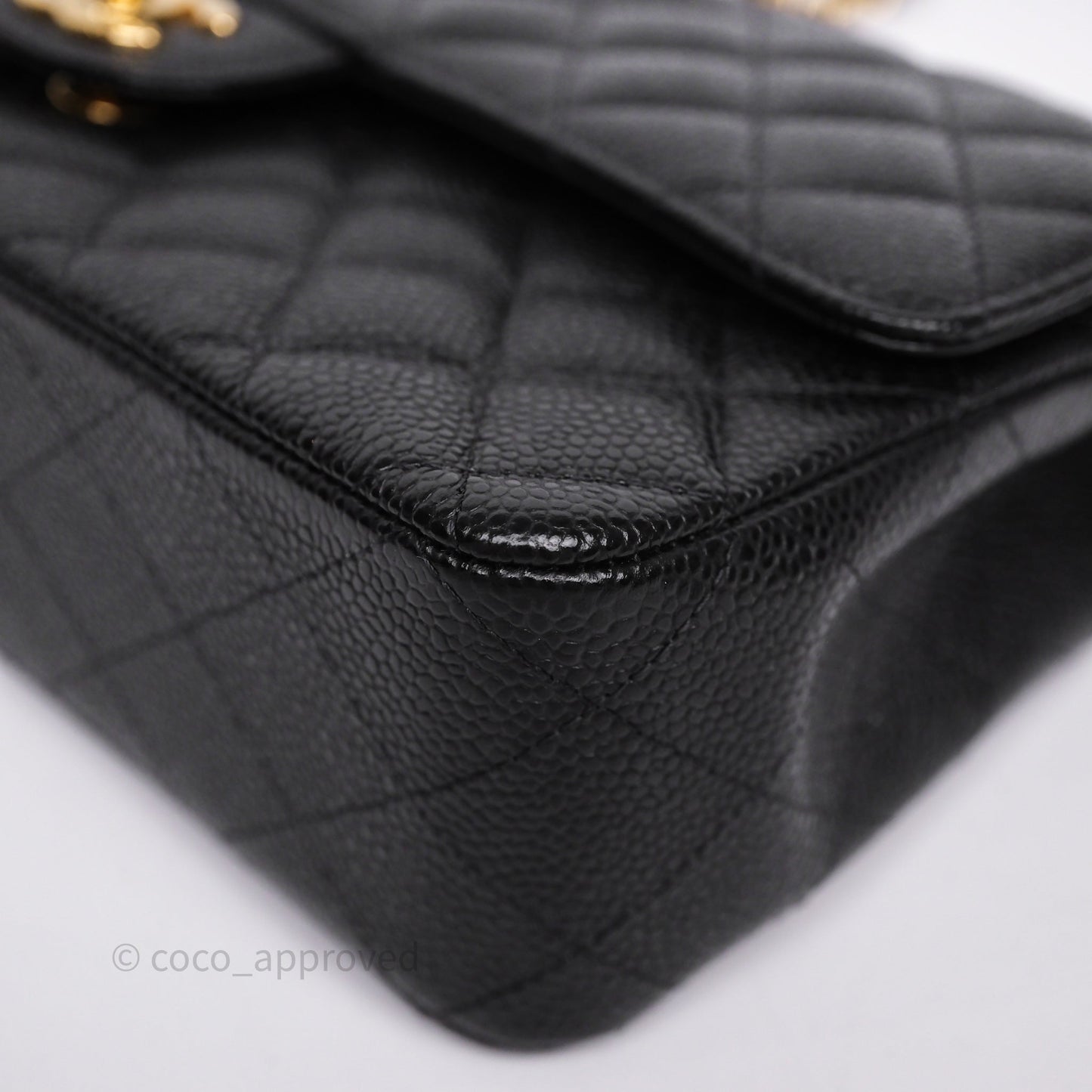 Chanel Classic M/L Medium Flap Quilted Black Caviar Gold Hardware