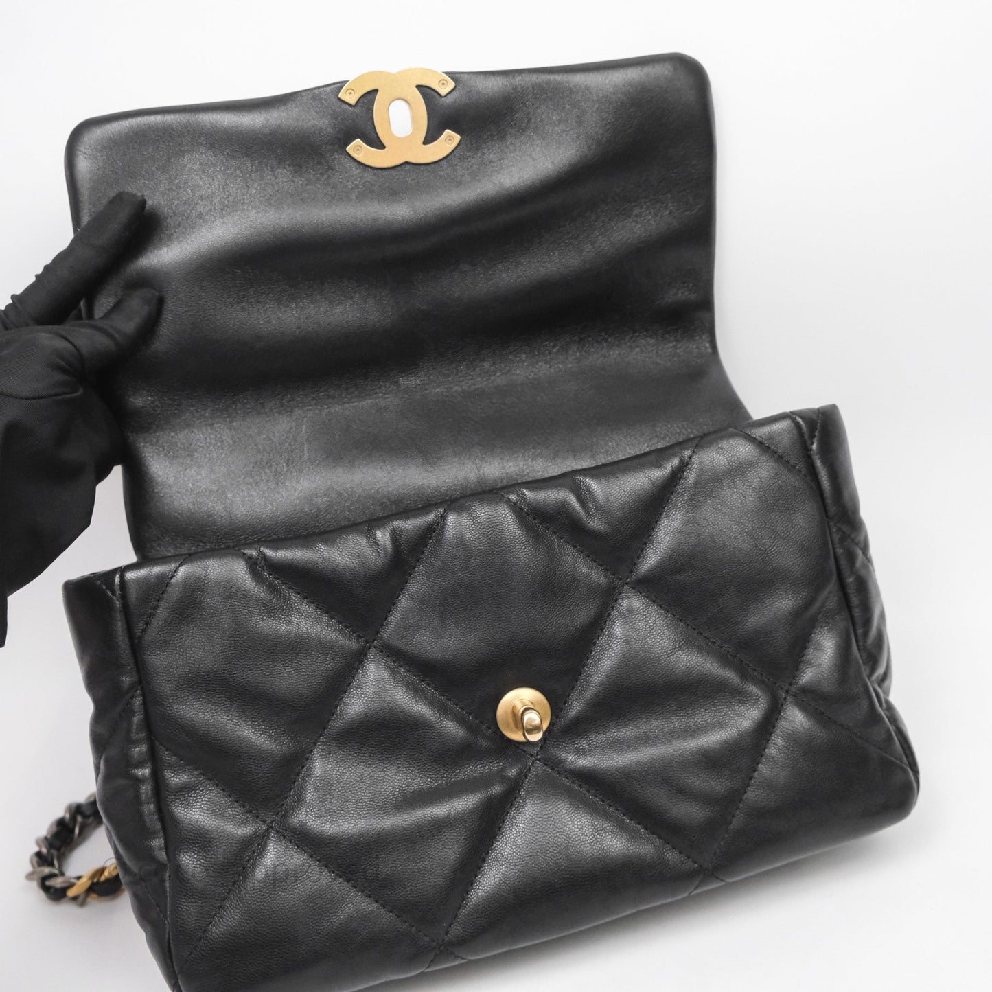 Chanel 19 Medium Black Mixed Hardware