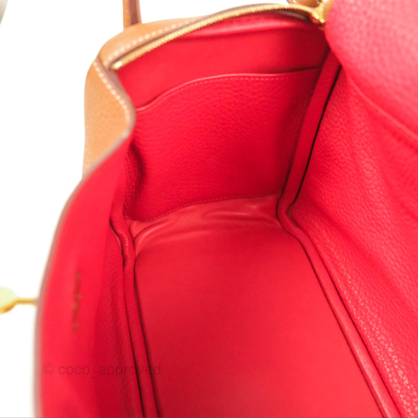 Hermès Lindy 26 Gold Taurillon Clemence Gold Hardware