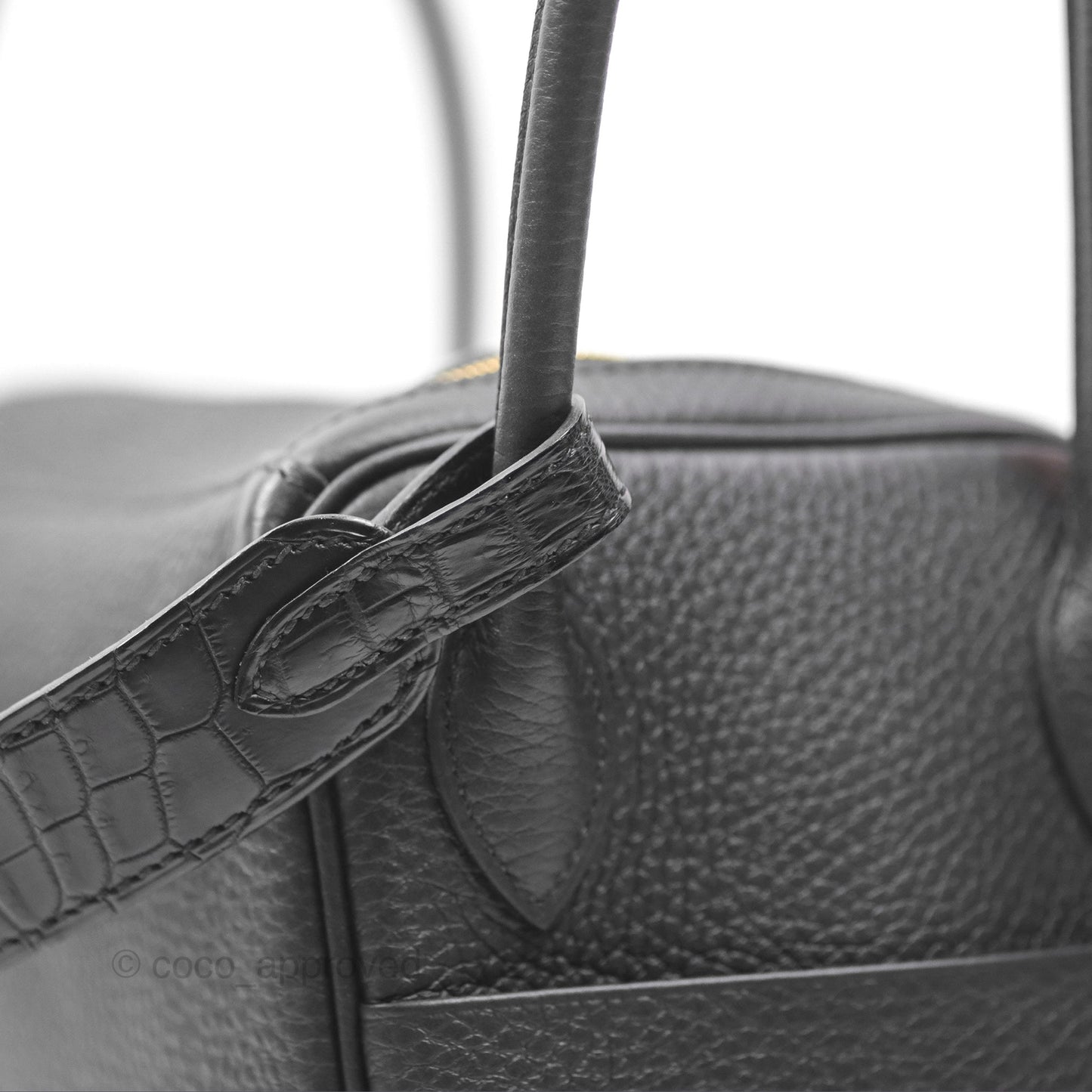 Hermès Lindy 26 Touch Black Clemence Croc Handle Gold Hardware