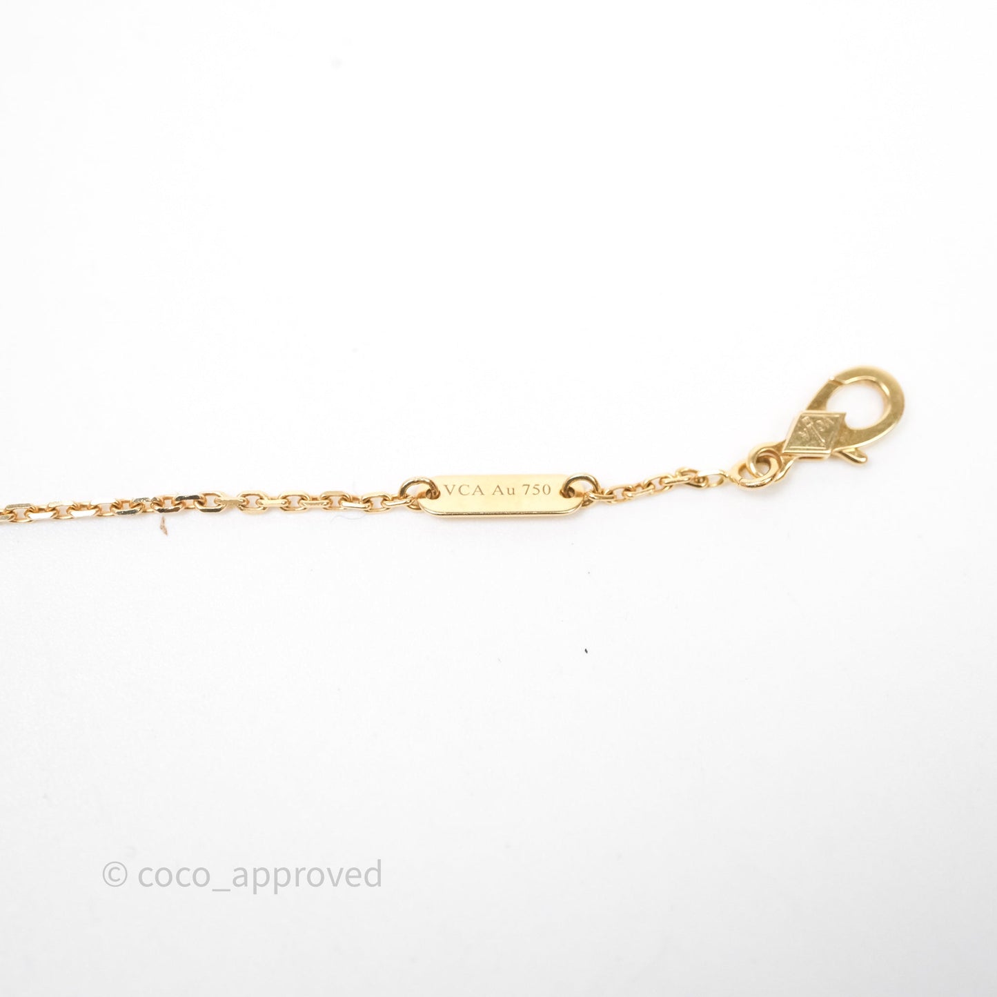 Van Cleef & Arpels Vintage Alhambra Pendant White Mother-of-pearl Necklace Yellow Gold
