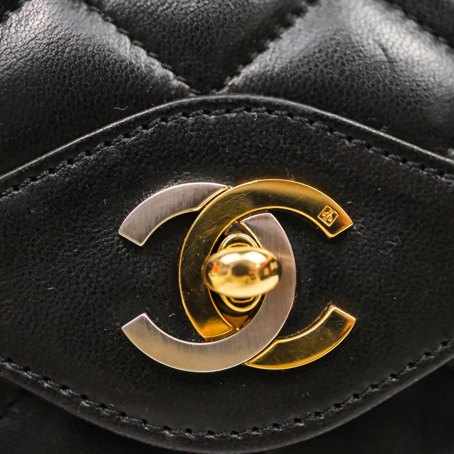 Chanel Quilted Vintage Flap Bag Lambskin Black 24K Gold Hardware