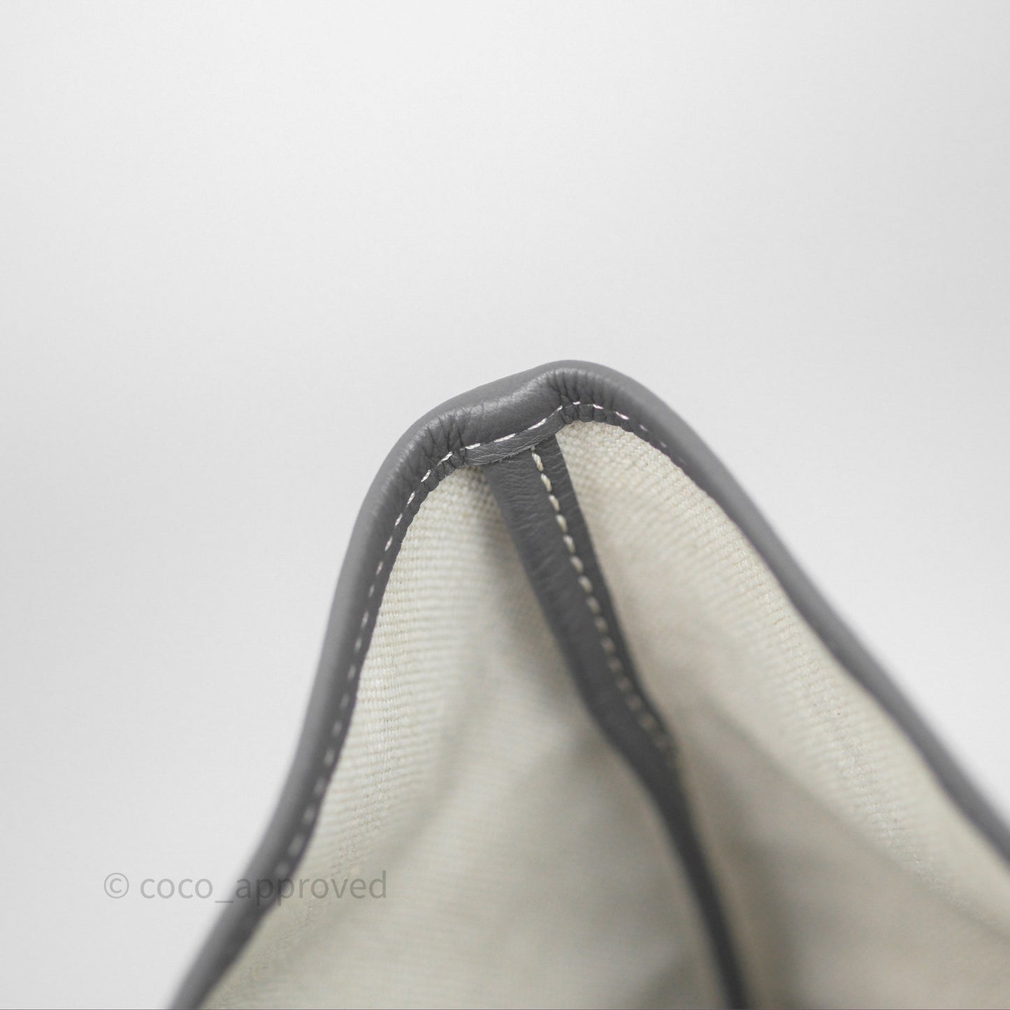 Goyard St Louis Tote PM ⁣⁣⁣⁣⁣⁣⁣⁣⁣⁣⁣⁣⁣⁣⁣⁣⁣⁣⁣⁣Grey
