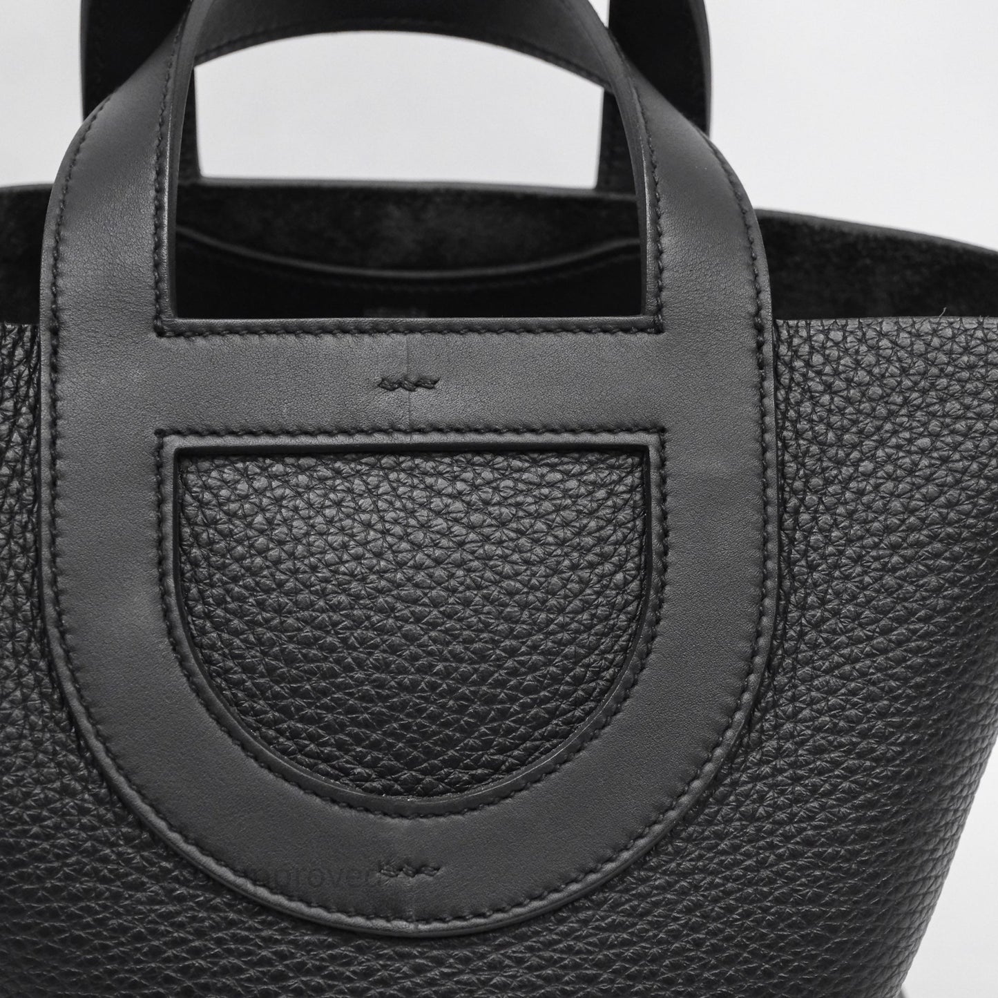 Hermes In-The-Loop 18 Black Noir 89 Clemence Palladium Hardware