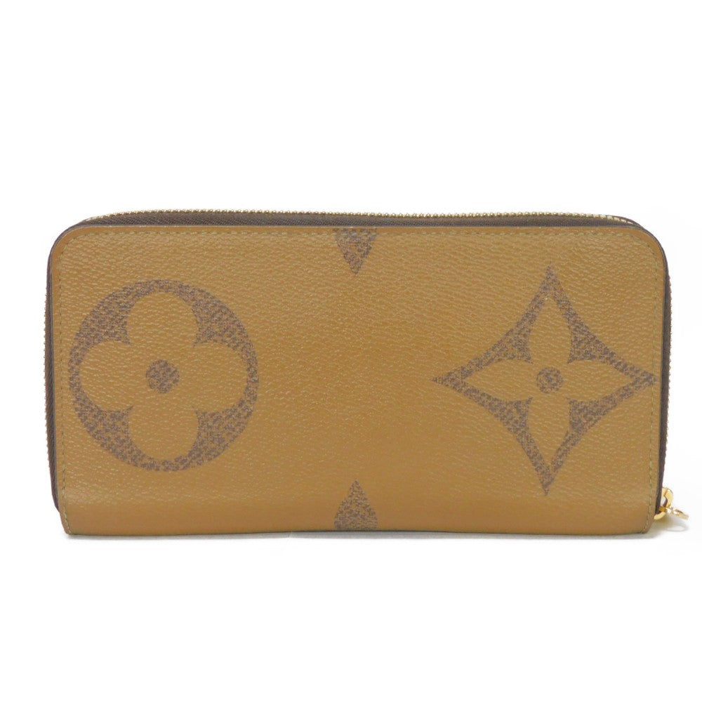 Louis Vuitton Monogram Giant Canvas Zippy Wallet
