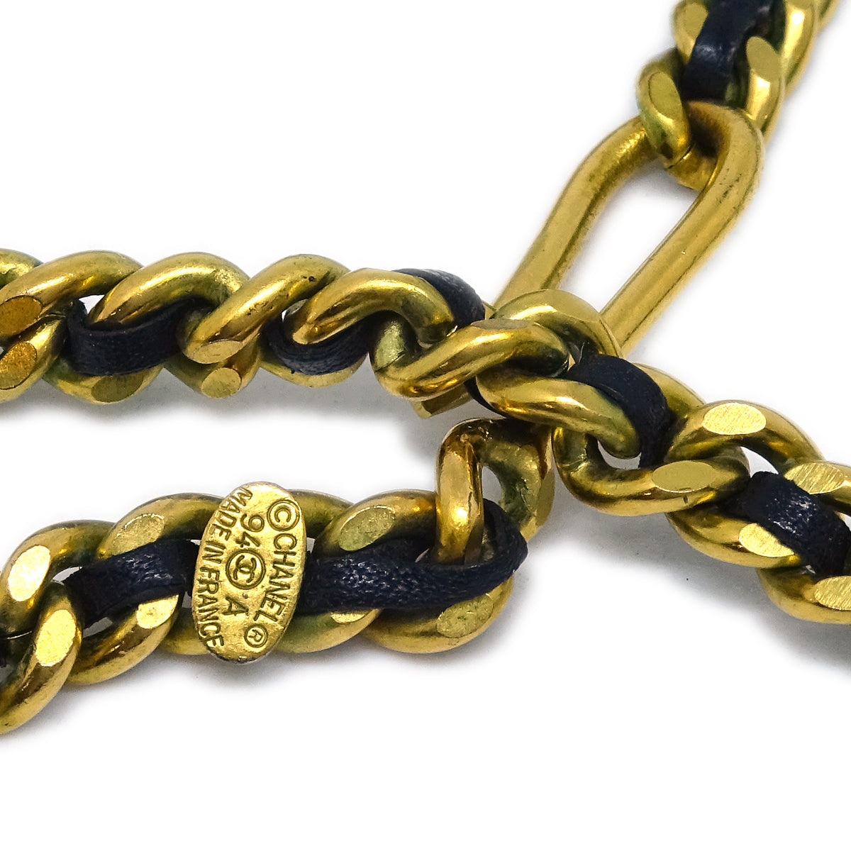 Chanel Locket Pendant Necklace Gold 94A