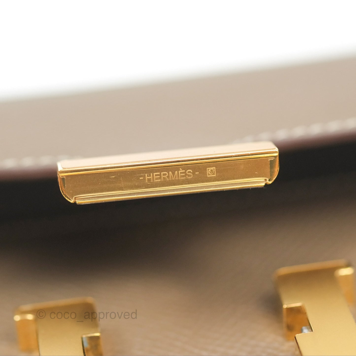 Hermès Constance To Go Wallet Etoupe Epsom Gold Hardware
