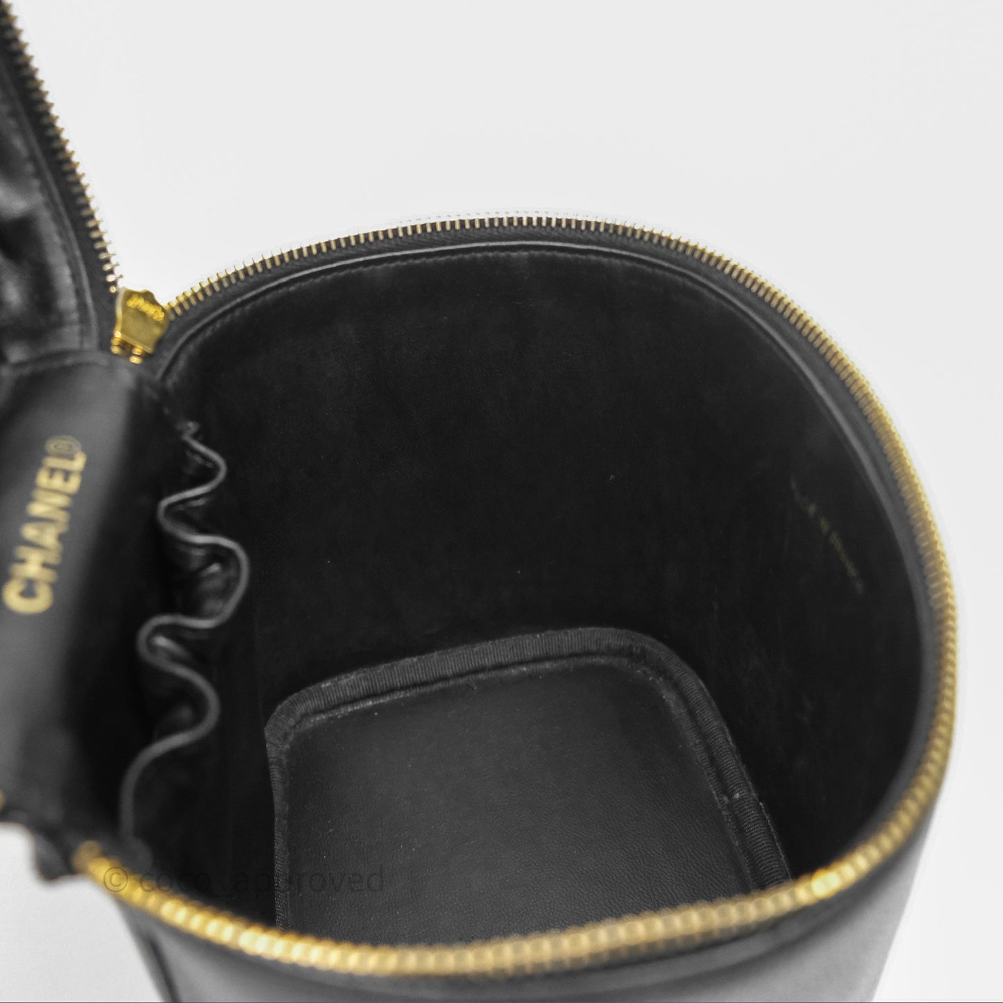 Chanel Vintage Vanity Case Black Caviar Gold Hardware